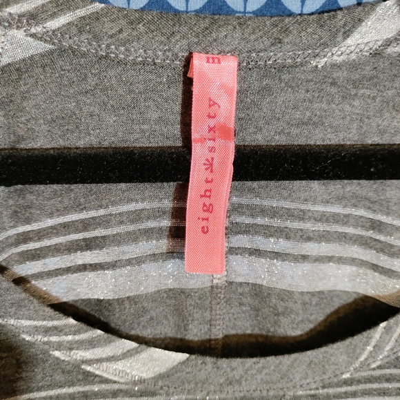 Eight Sixty - Women's 2 tone grey, 3/4 sleeve top with vertical stripes. Size- M - Picture 3 of 6